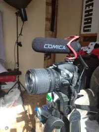Micro DSLR  comica 