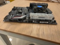 vend kit comprenant  carte mere gigabyte z 390 gaming X+processeur i5 9400F+ventirad+2x8gb RAM BALLISTIX