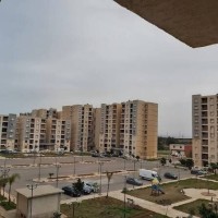 شقة-كراء-4-غرف-وهران-بئر-الجير-الجزائر