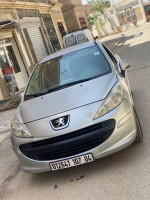 voitures-peugeot-207-2007-algerie