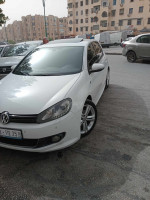 moyenne-berline-volkswagen-golf-6-2012-r-line-constantine-algerie