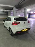 citadine-kia-rio-5-portes-2013-funny-ain-taya-alger-algerie