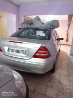 voitures-mercedes-classe-c-2006-avantgarde-tlemcen-algerie