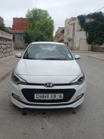 voitures-hyundai-i20-2018-bir-bouhouche-souk-ahras-algerie