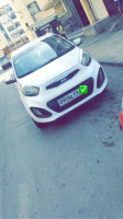 mini-citadine-kia-picanto-2013-mostaganem-algerie