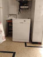 reparation-electromenager-lave-vaisselle-machines-a-laver-refrigerateur-domicile-ben-aknoun-bir-mourad-rais-bouzareah-dely-brahim-alger-algerie