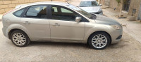 voitures-ford-focus-5-portes-2009-bechar-algerie