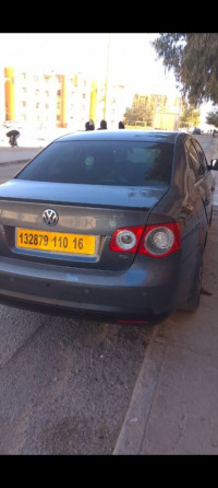 voitures-volkswagen-jetta-2010-life-djelfa-algerie