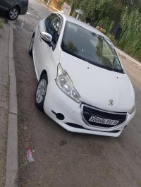 سيارات-peugeot-208-2013-access-أولاد-فايت-الجزائر