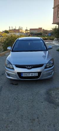 سيارات-hyundai-i30-2011-تنيرة-سيدي-بلعباس-الجزائر