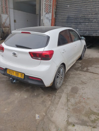 voitures-kia-rio-5-portes-2018-tizi-ouzou-algerie