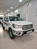 voitures-toyota-hilux-2023-djelfa-algerie