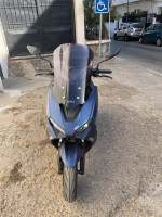 motos-scooters-vmax-300-2022-ben-aknoun-alger-algerie