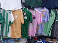 hauts-et-t-shirts-maillot-dalgerie-الجزائر-survetement-equipe-nationale-bab-ezzouar-alger-algerie