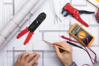 Ingénieur d'étude électrique et électronique en Freelance 
