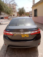 berline-toyota-corolla-2014-business-hassi-ben-okba-oran-algerie