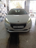 voitures-peugeot-208-2014-allure-algerie