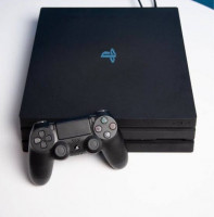 consoles-ps4-pro-alger-centre-algerie