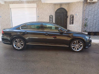 voitures-volkswagen-passat-2019-carat-tlemcen-algerie