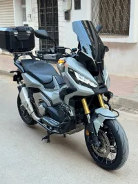 Honda xadv 750cc Honda xadv 750cc 2021