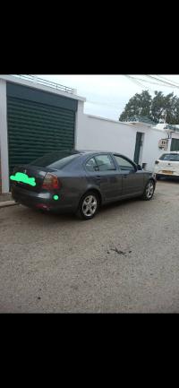 سيارات-skoda-octavia-scout-2011-بئر-مراد-رايس-الجزائر