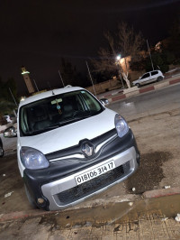 voitures-renault-kangoo-2014-djelfa-algerie