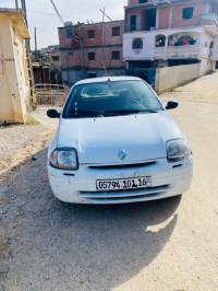 voitures-renault-clio-classique-2001-cherchell-tipaza-algerie