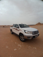 utilitaire-toyota-hilux-2018-sr5-hassi-messaoud-ouargla-algerie