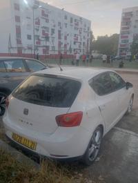 سيارات-seat-ibiza-2011-سكيكدة-الجزائر
