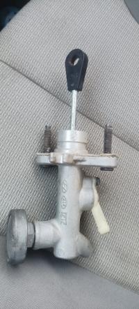 قطع-غيار-المركبات-cylindre-emetteur-dembrayage-pour-hyundai-h-1-عين-بنيان-الجزائر