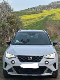 سيارات-seat-arona-2024-experience-برج-بوعريريج-الجزائر