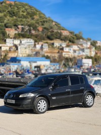 سيارات-renault-megane-2-2004-القل-سكيكدة-الجزائر