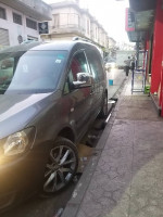 automobiles-volkswagen-caddy-2015-souk-ahras-algerie