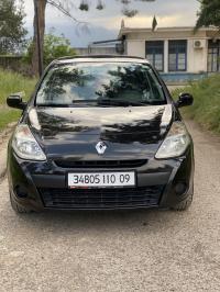 سيارات-renault-clio-3-2010-البليدة-الجزائر