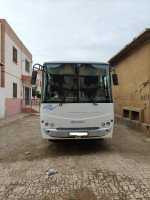 bus-isuzu-2013-blida-algerie