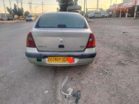 voitures-renault-clio-classique-2003-sidi-akkacha-chlef-algerie