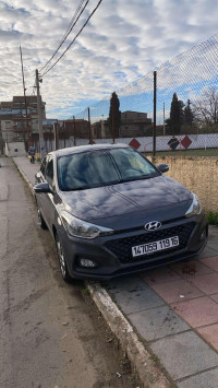 voitures-hyundai-i20-2019-prestige-rouiba-alger-algerie