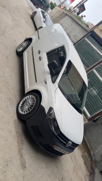 السيارات-النفعية-volkswagen-caddy-2016-بابا-حسن-الجزائر
