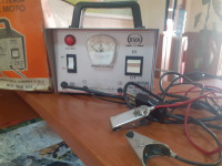 outils-de-diagnostics-chargeur-batterie-voiture-annaba-algerie