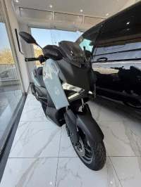 Yamaha Xmax 300 2025