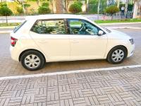 سيارات-skoda-fabia-2016-ambition-الجزائر-وسط