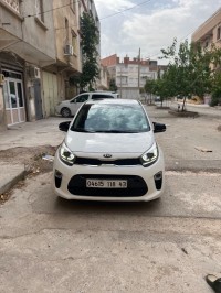 سيارات-kia-picanto-2018-شلغوم-العيد-ميلة-الجزائر
