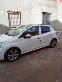 voitures-peugeot-208-2014-allure-kolea-tipaza-algerie