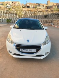 سيارات-peugeot-208-2014-مستغانم-الجزائر