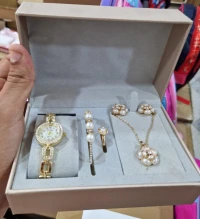 Coffret Cadeau Femme Montre & Bijoux Perle | Édition Chic