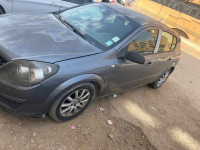 voitures-opel-astra-2006-medea-algerie