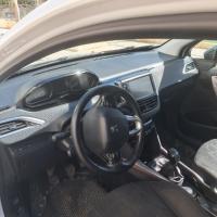 سيارات-peugeot-2008-2016-allure-وهران-الجزائر