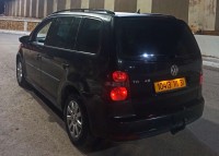 سيارات-volkswagen-touran-2011-بئر-الجير-وهران-الجزائر