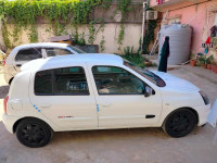 voitures-renault-clio-campus-2012-les-eucalyptus-alger-algerie