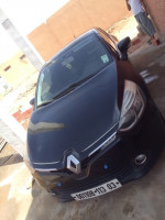 voitures-renault-clio-4-2013-dynamique-algerie